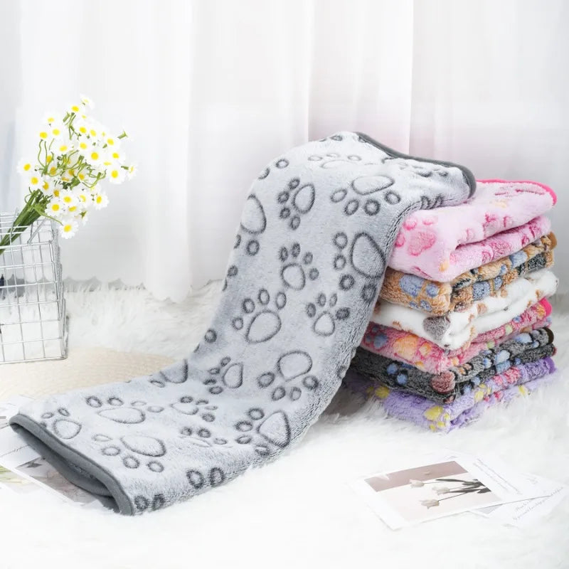 Couverture Douce en Flanelle pour Chien - Motif Pattes, Chaude et Confortable