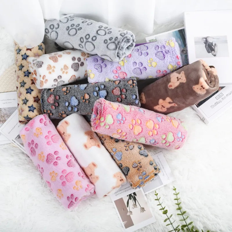 Couverture Douce en Flanelle pour Chien - Motif Pattes, Chaude et Confortable